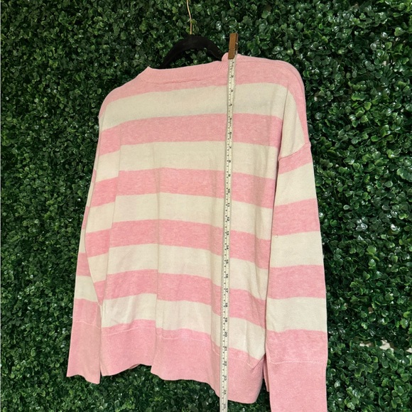 NEW 💗 VINEYARD VINES MEDIUM WOMENS LIGHTWEIGHT STRIPE PINK SWEATER EMBROIDERED - Picture 7 of 8